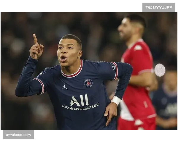 法甲实时：姆巴佩替补登场十分钟即造点，巴黎圣日耳曼2-1逆转里昂